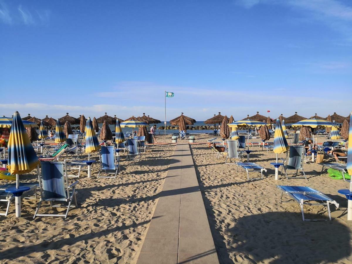 Domus Aries Montesilvano Marina Εξωτερικό φωτογραφία